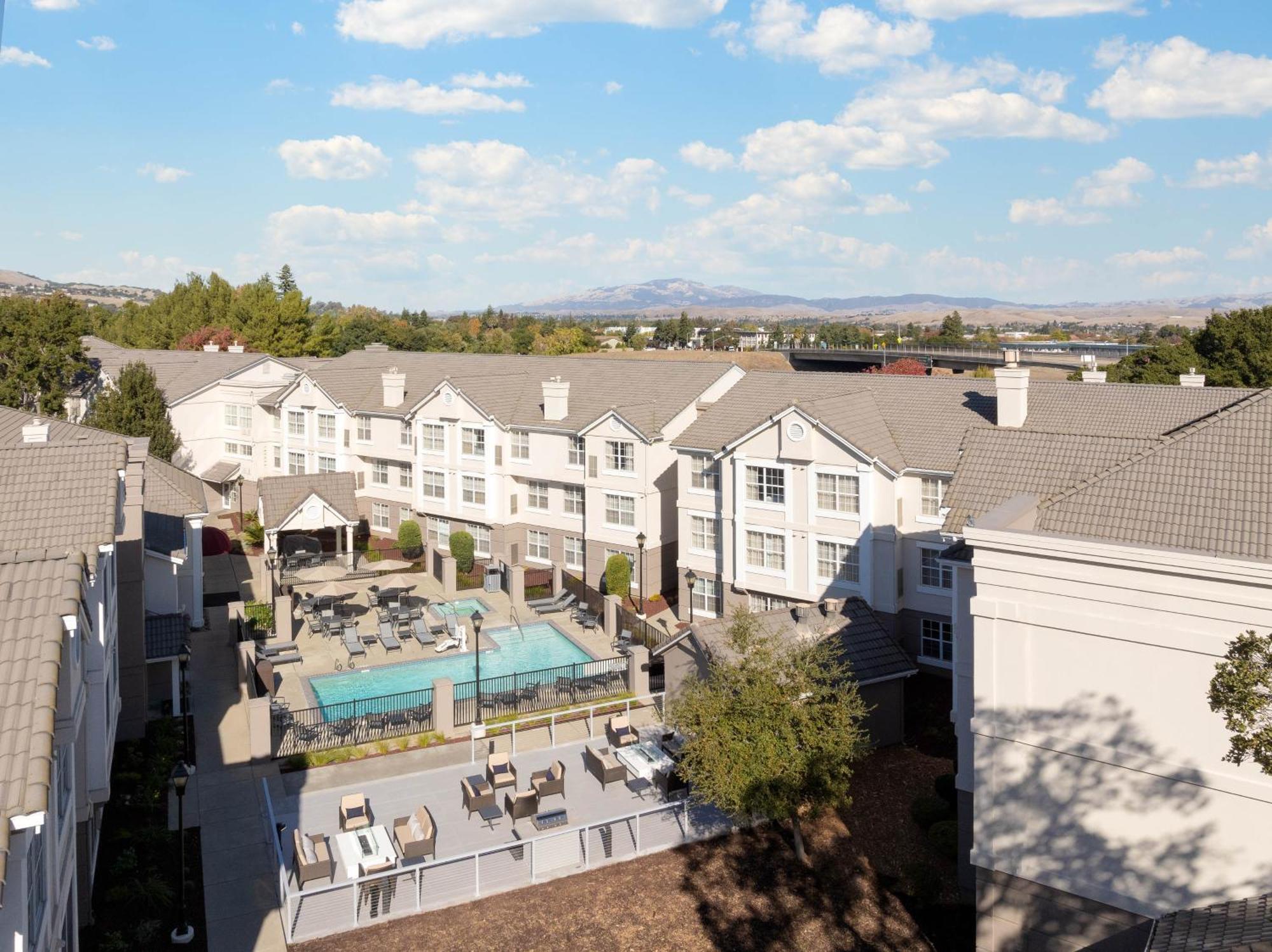 Residence Inn Pleasanton Kültér fotó